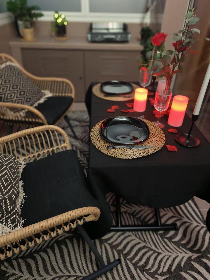 La Loveroom Bdsm De Nice " La Chambre Luxe Des Desirs " Exterior foto